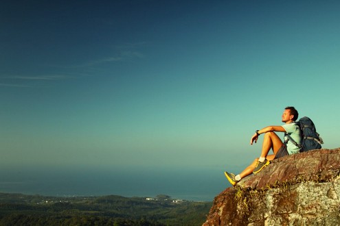 10 MONEY SAVING TRAVEL HACKS EVERYONE MUST KNOW