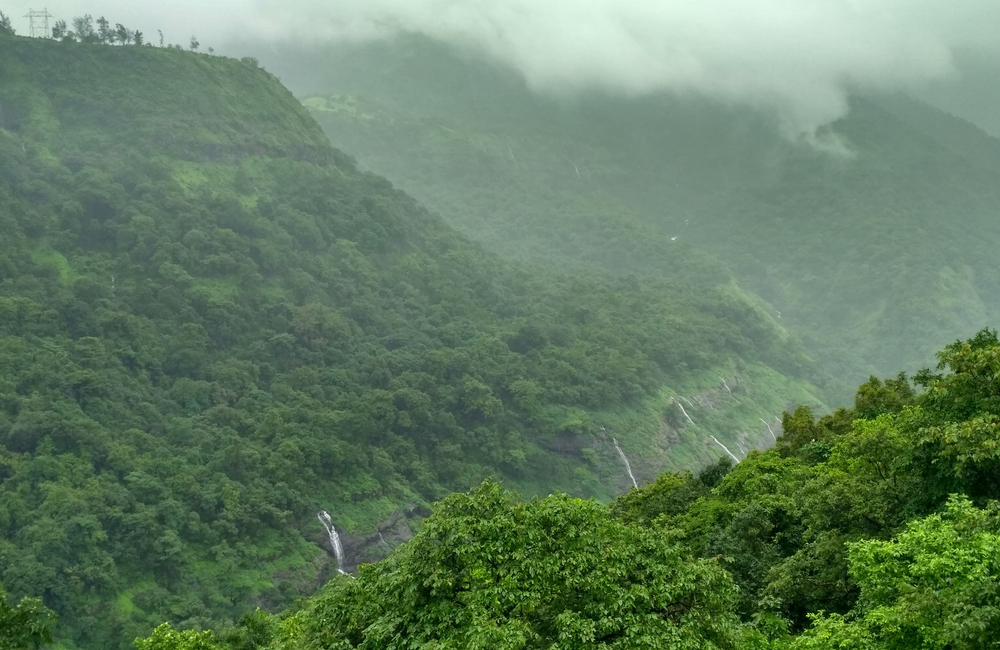 places to visit in pune city in monsoon