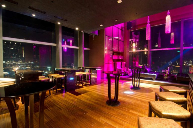 Best Night Clubs in Mumbai, Nightlife in Mumbai FabHotels