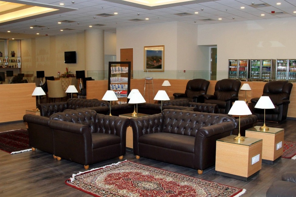 Make Good Use of Lounges | Things to do at Mumbai Airport