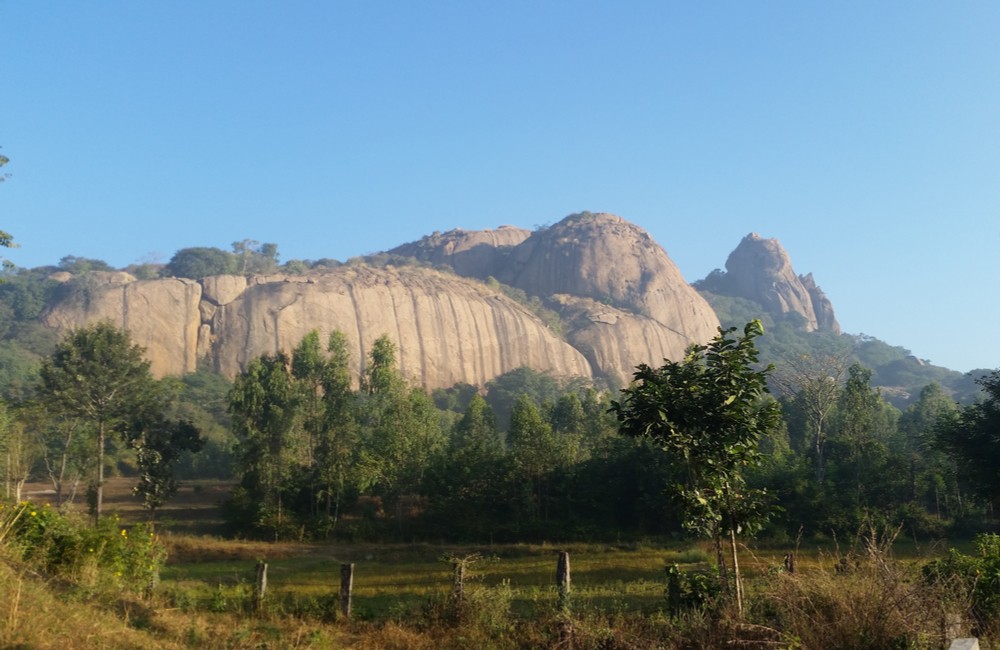 सावनदुर्ग (51 किमी)