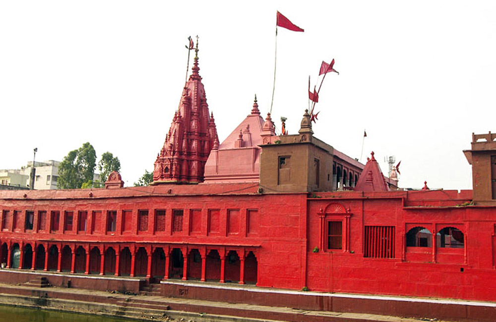 Durga Kund Temple | Temples in Varanasi