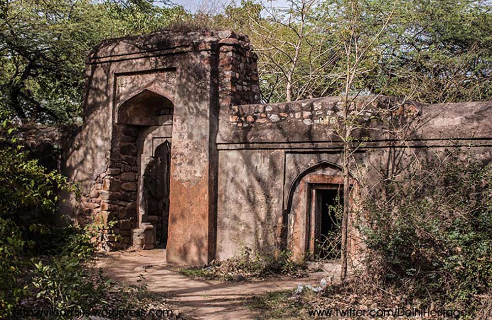 These Haunted Places in Delhi will Put all Brave Hearts to the Test