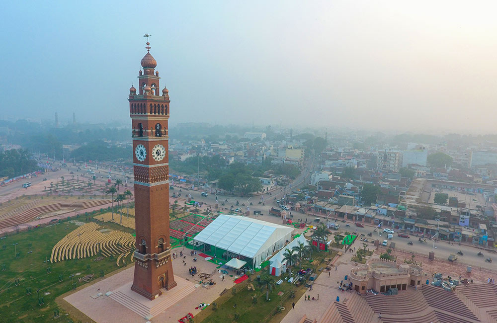 Hussainabad Clock Tower | historical places in Lucknow