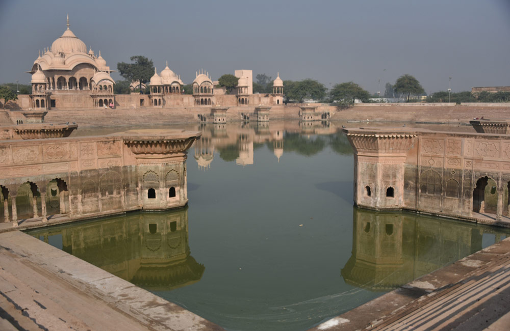 mathura famous tourist places