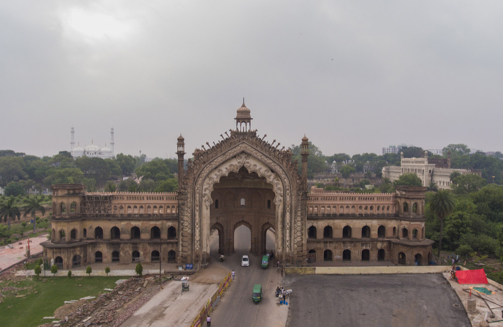 Rumi Darwaza | historical places in Lucknow