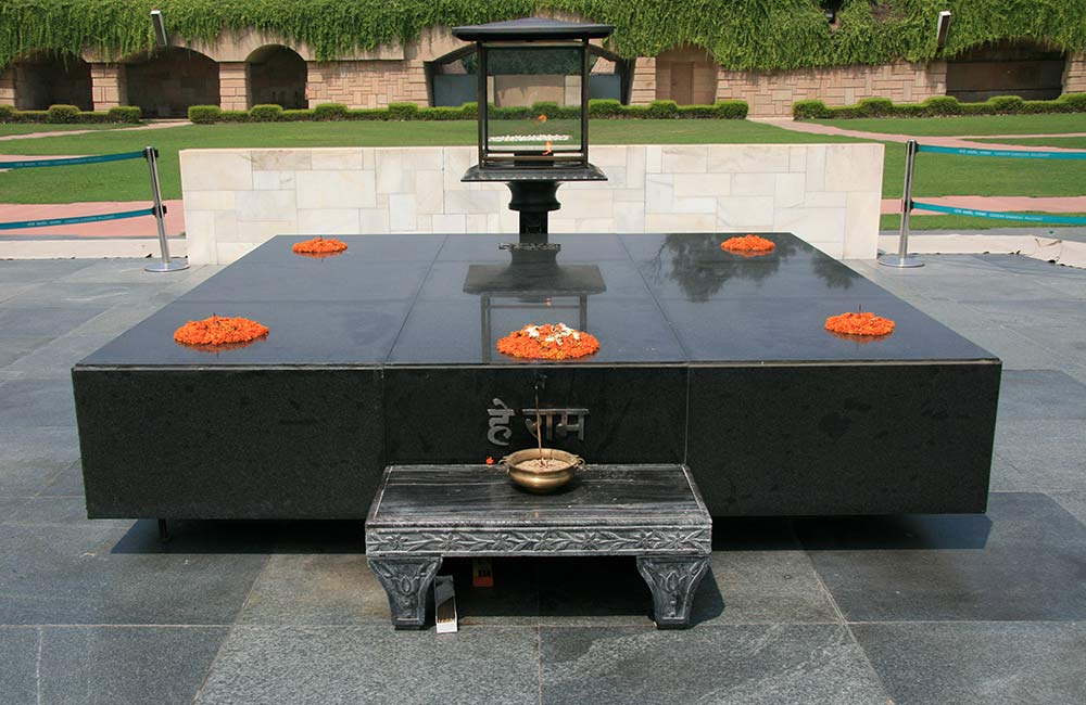 Pay Homage at Raj Ghat | Things to do in Delhi on Independence Day