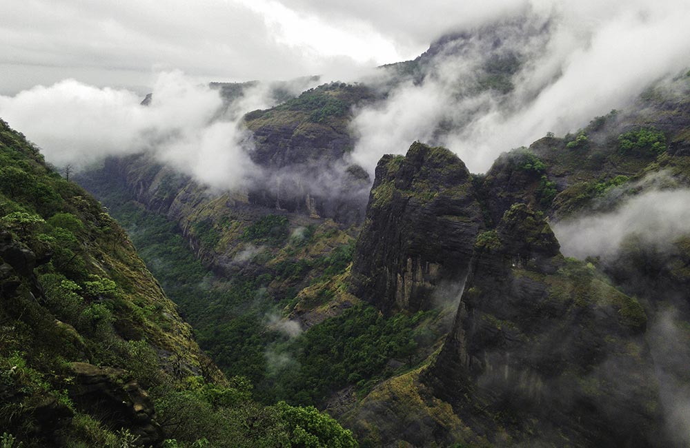 Tamhini Hill | Among the best romantic places near Pune