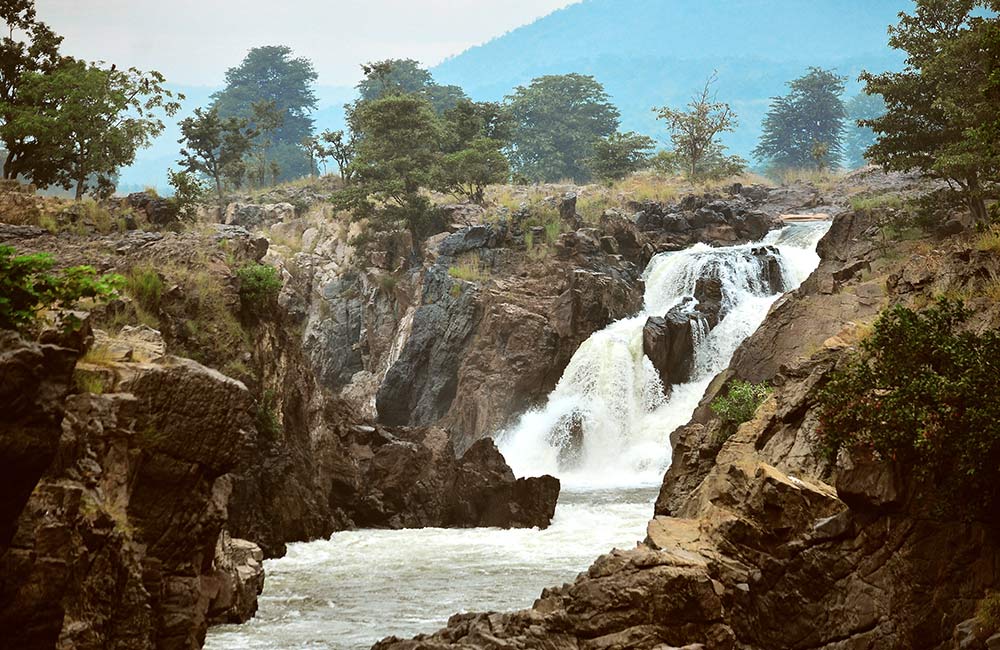 Hogenakkal Falls | Among The Best Waterfalls Near Bangalore within 200 km