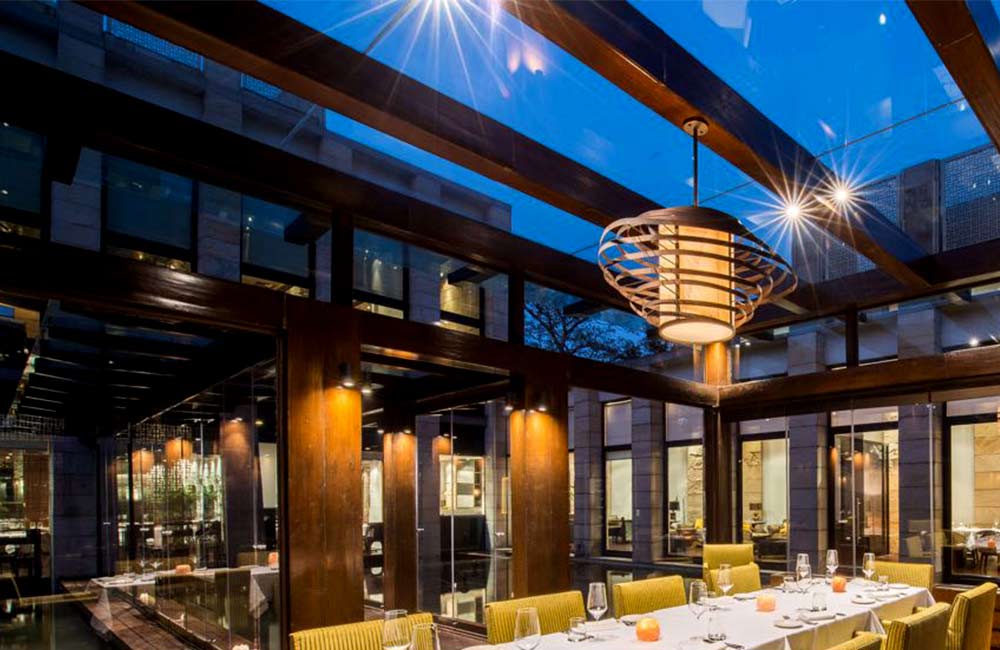 Top 15 Iconic Restaurants in Delhi you Must Try Once - FabHotels