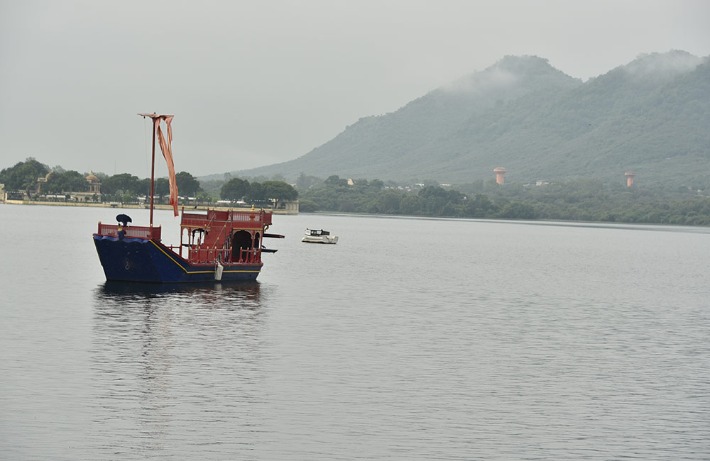 Offbeat Places to Visit in Udaipur: Ambrai Ghat