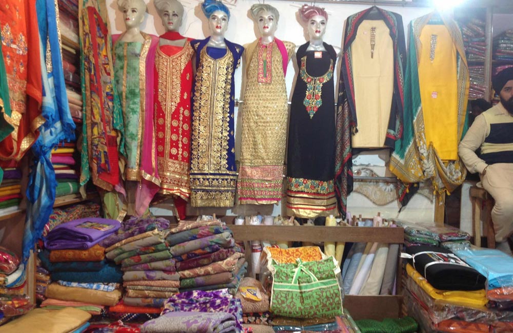 Hall Bazaar, Amritsar