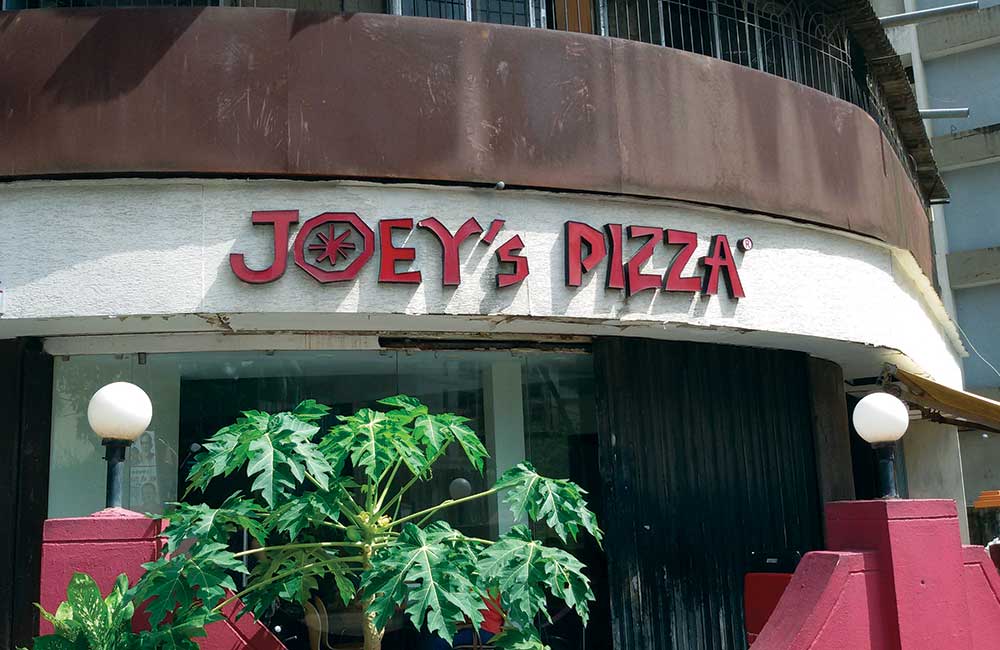 Joey’s Pizza | Among the Top Affordable Restaurants in Mumbai