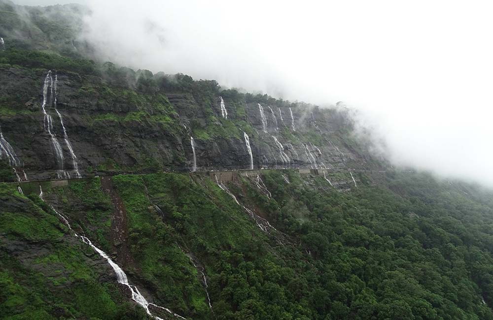 Malshej Falls, Malshej Ghat