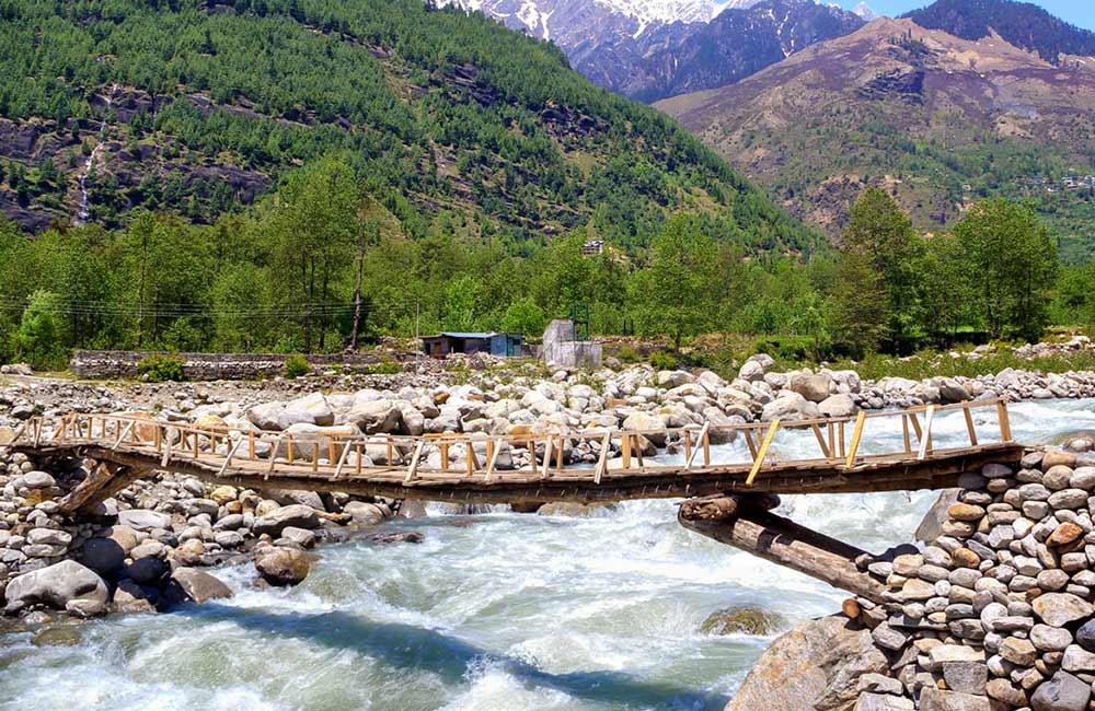  Kullu | Hill Stations near Amritsar within 400 km