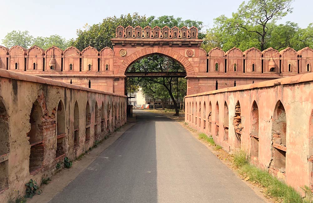 Salimgarh Fort | Famous Forts in Delhi