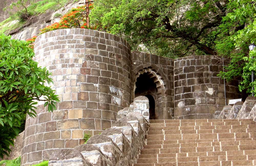 Shivneri Fort