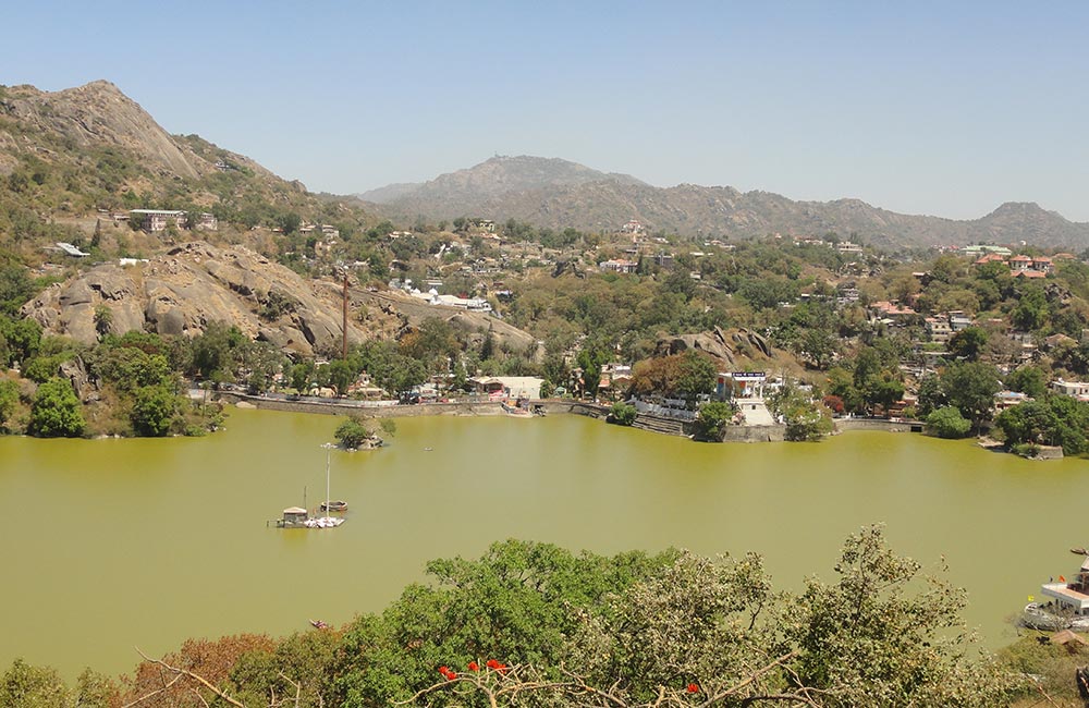 Mount Abu, Rajasthan (227 km) | Hill Stations near Ahmedabad within 300 Km