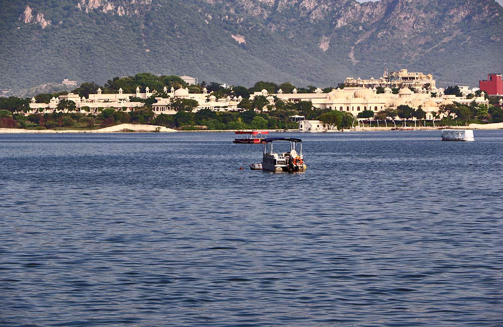  Fateh Sagar Lake