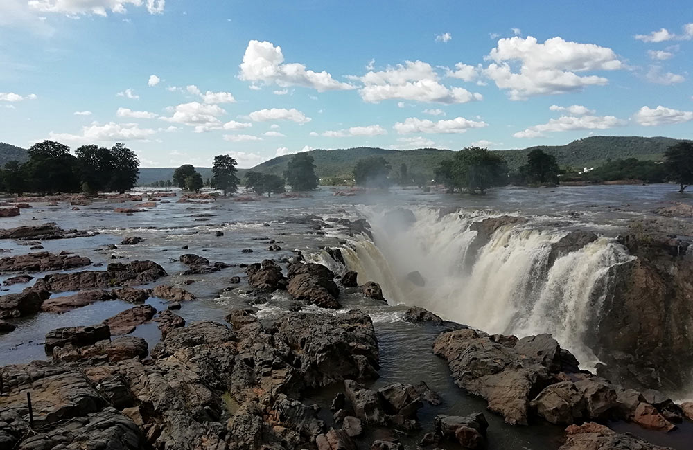 Hogenakkal Falls | # 15 of 20 Picnic Spots near Bangalore