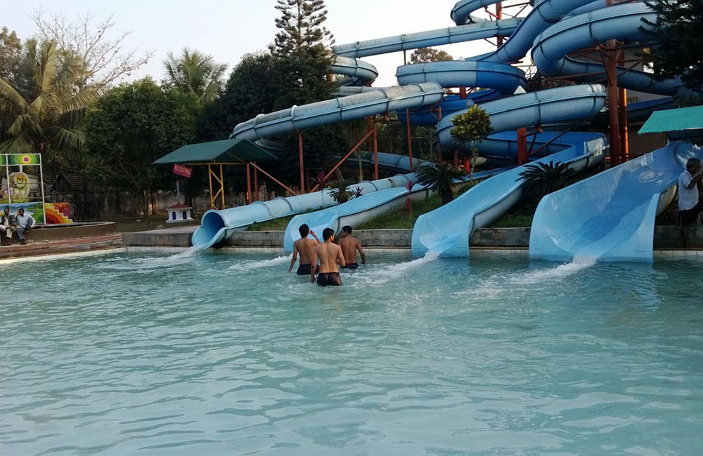 Aquatica Water Park | Fun Places for Couples in Kolkata