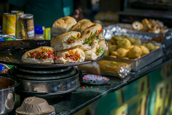 The Ultimate Guide on the Street Food in Pune