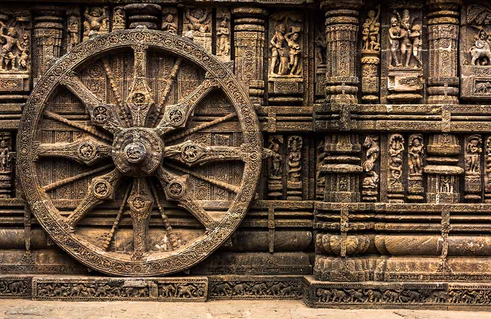 Chariot Wheel Sculpting at Konark Sun Temple | Long Weekend 2019