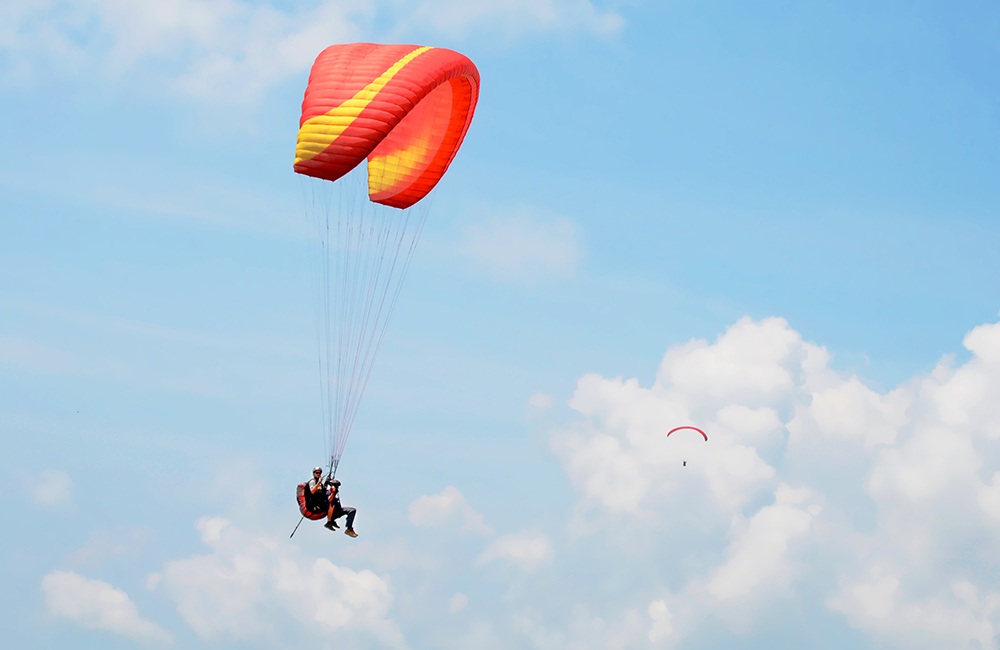 Paragliding in Solang