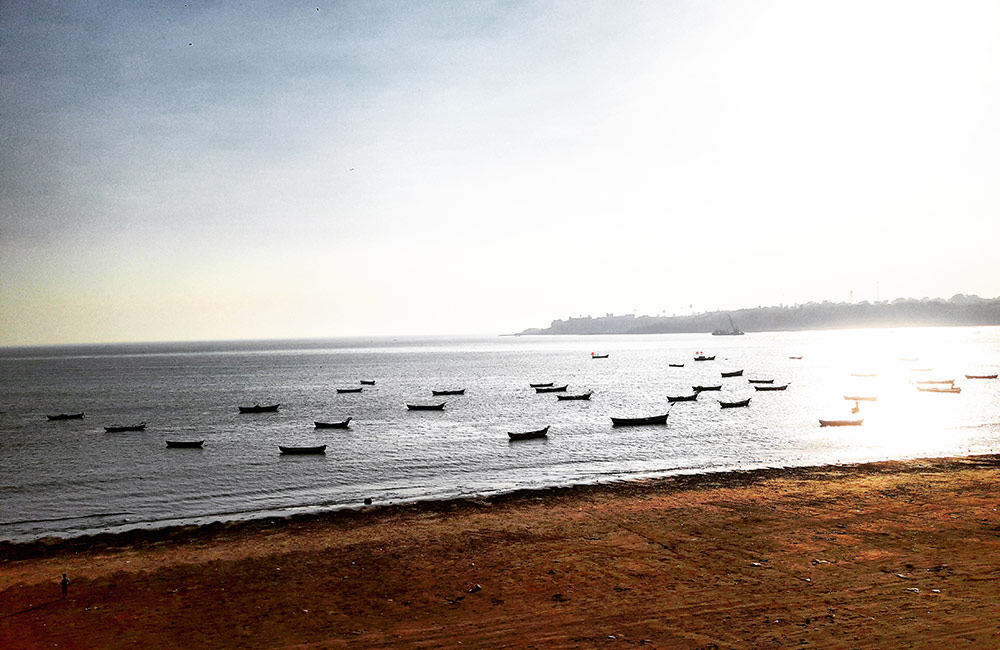 Beach tour | #4 of 11 Things to Do in Mumbai this Weekend