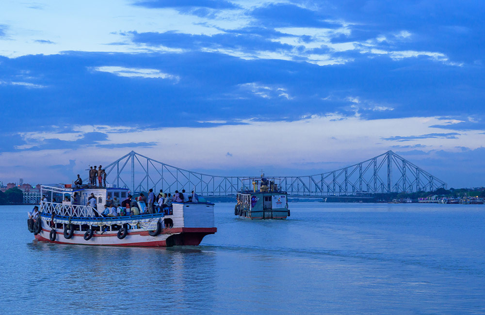 tourist places near babughat kolkata