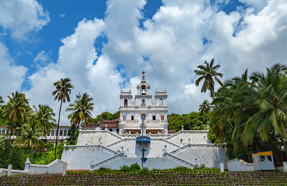 चर्च |  # उत्तरी गोवा में घूमने के लिए 28 स्थानों में से 13