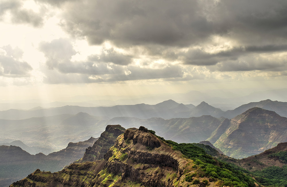 Connaught Peak, Mahabaleshwar