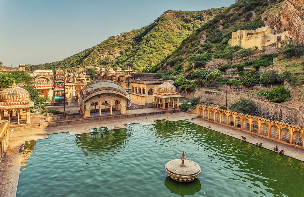 tourist places near jaipur within 400 kms