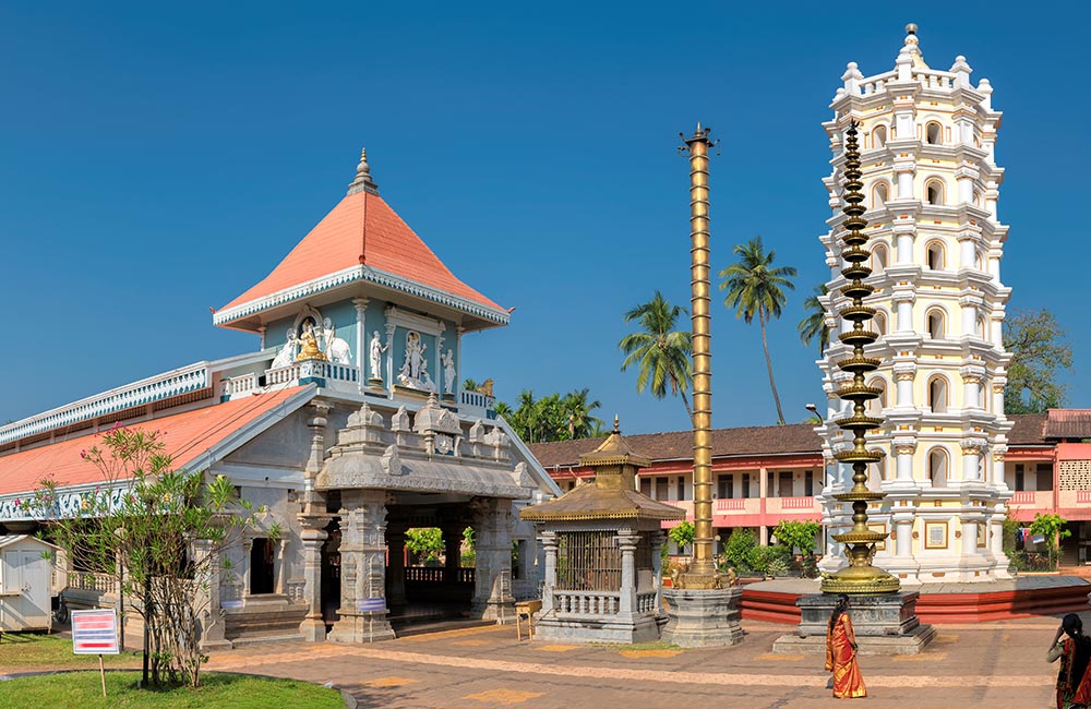 मंगेशी मंदिर |  2 दिनों में गोवा में घूमने के लिए सबसे अच्छी जगहें