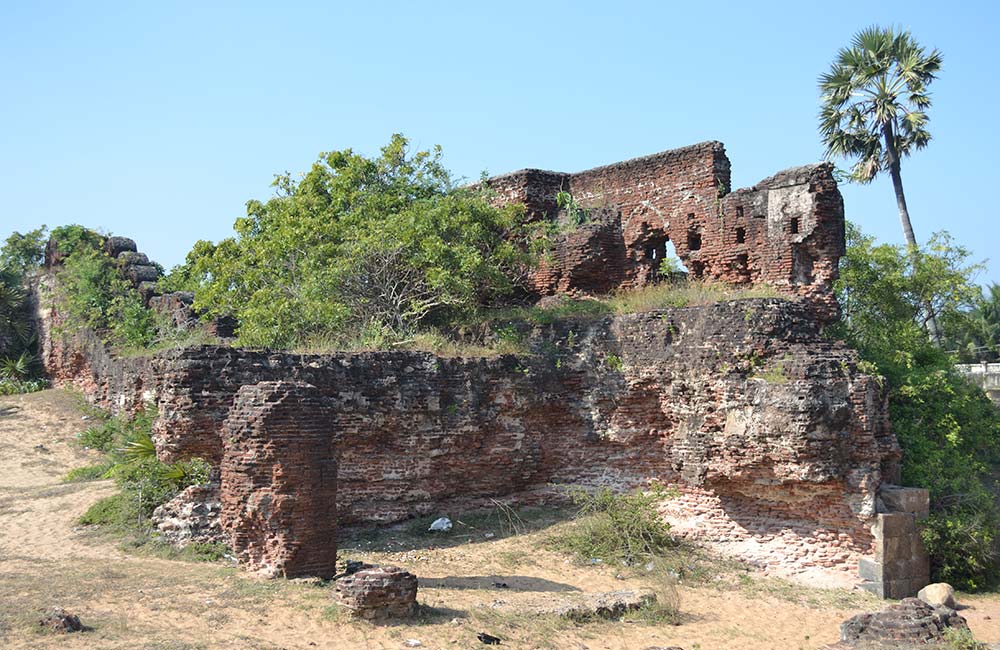 Alamparai Fort, Chennai