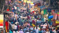 9 Amazing Places in Chandni Chowk: Shopping in Delhi