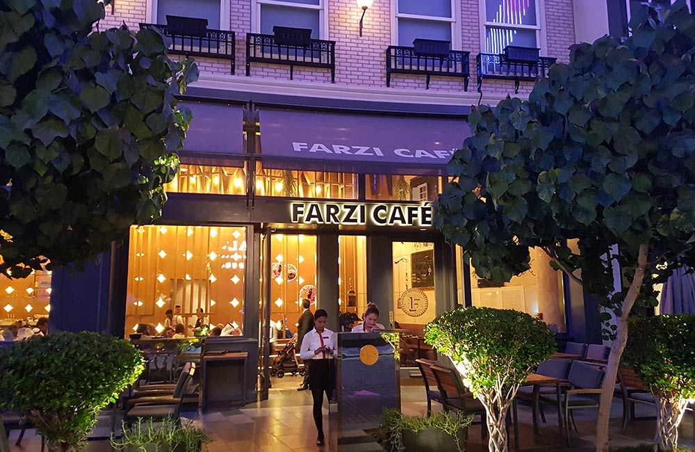 Farzi Café, Lucknow