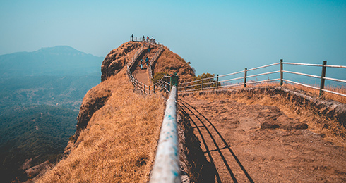 5 Forts near Mahabaleshwar That Take You Back in Time