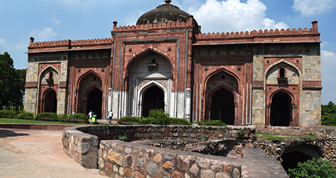 9 Forts near Noida with Timings & Nearest Metro Station