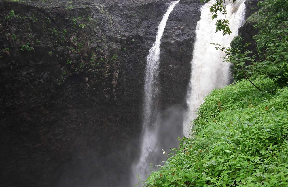 Jogi Bhadak Falls