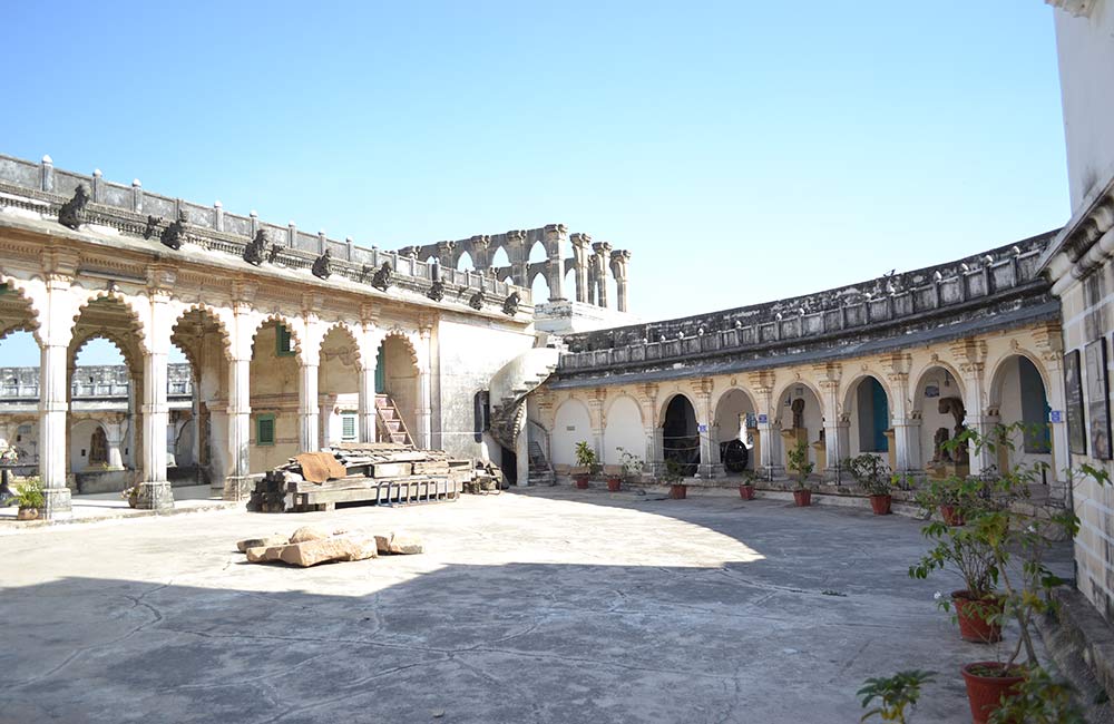 Lakhota Fort