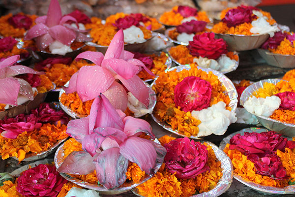 8 Beautiful Temples in Lucknow You never knew About