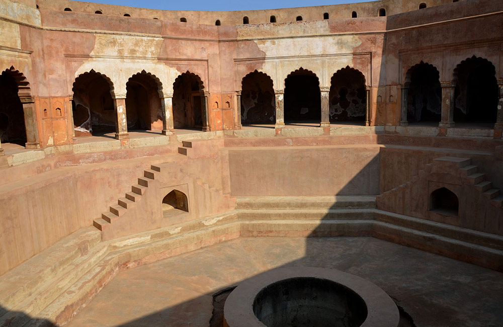 Farrukhnagar Fort