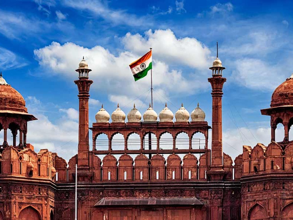 Red Fort, Delhi: History, Information, Features, Architecture, Facts