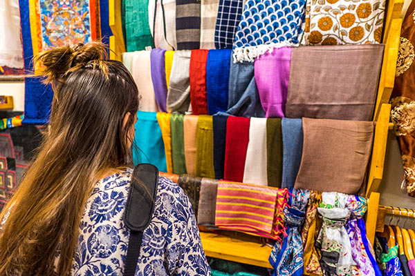12 Shopping Places in Ahmedabad for the Best Retail Therapy