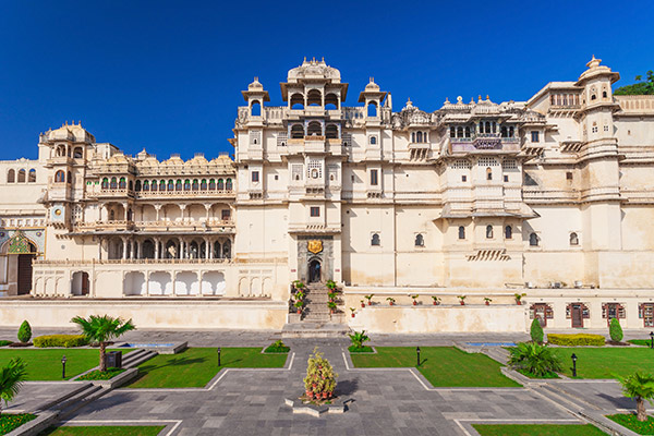 11 Historical Places in Udaipur to Discover Past Glory of Rajasthan