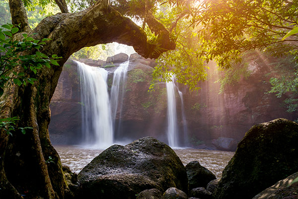 5 Waterfalls in and around Mahabaleshwar that are Perfect Examples of Pristine Beauty