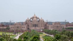 Akshardham Temple, Delhi: A Spiritual Abode with Breathtaking Architecture