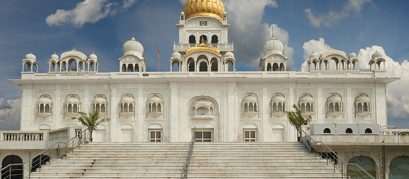 Bangla Sahib Gurudwara, Delhi: A Magnificent Sikh House of Worship