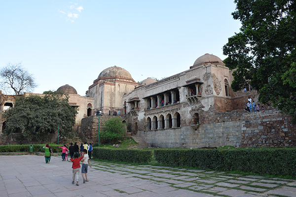 Hauz Khas Village, Delhi: A Seamless Blend of the Past and the Present